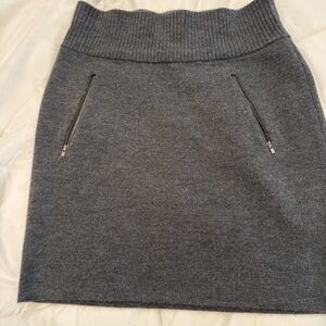 LOFT Ann Taylor Loft charcoal gray sweater skirt size S